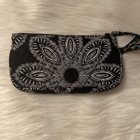 Vera Bradley Wristlet - Picture 3 of 5